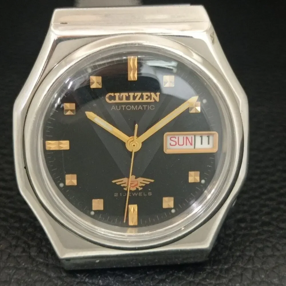 Vintage 1982 Citizen Automatic Mens Silver Watch W/daydate & Gold accents